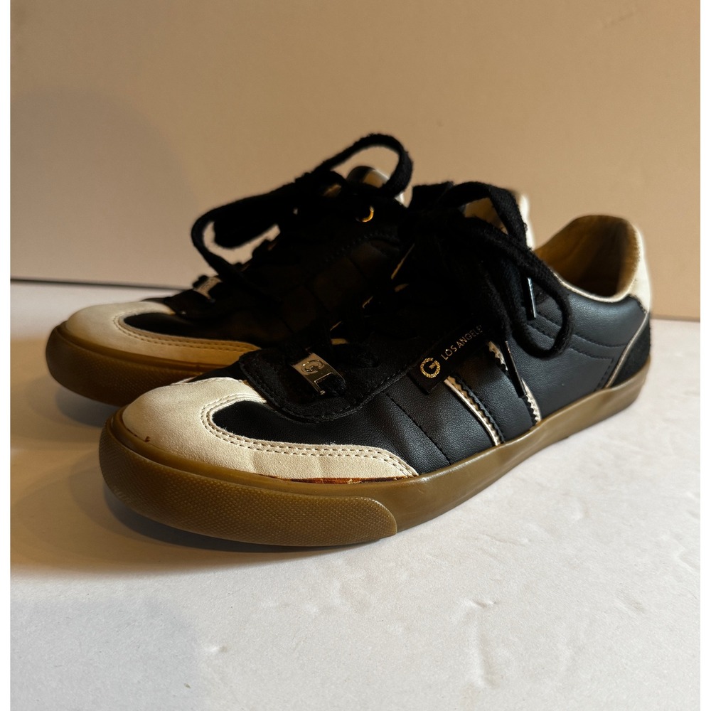 G by GUESS Los Angeles Womens Black White Gum Sole Low Top Sneakers Size 8.5-9